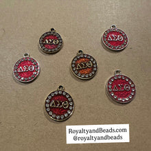 Load image into Gallery viewer, Delta circle bling charm.