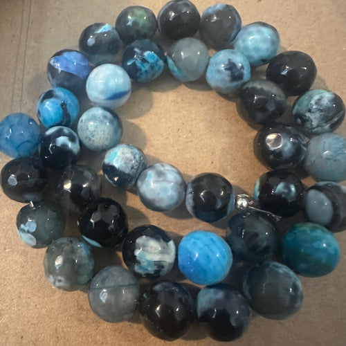 Blue agate beads