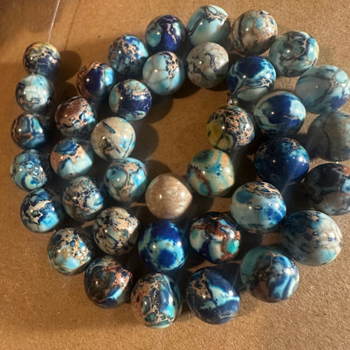 Blue and tan agate beads