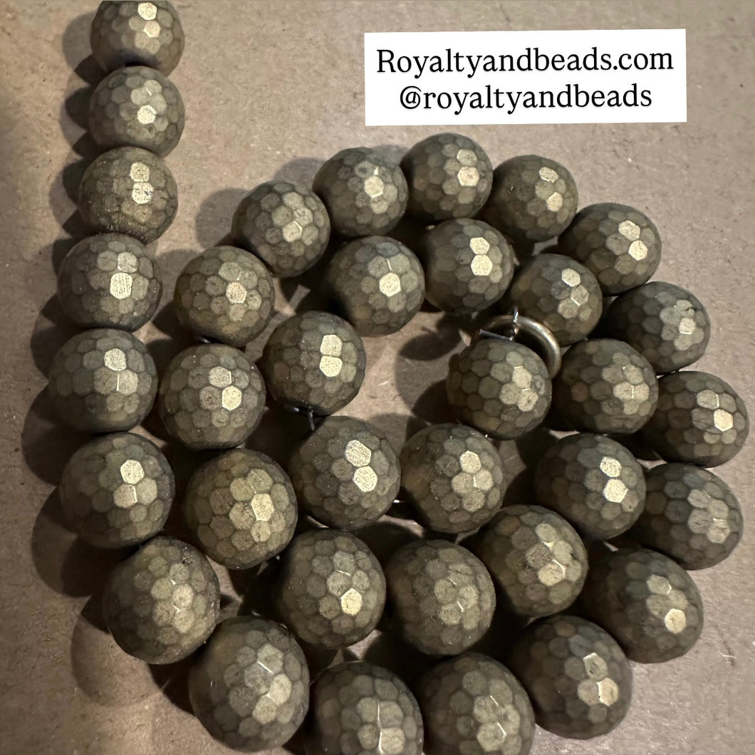 Matte gold beads 10mm