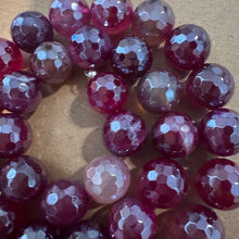 Load image into Gallery viewer, Shiny Purple agate beads