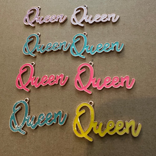 8 queen charms