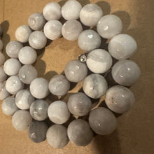 Load image into Gallery viewer, Gray agate beads