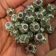 Load image into Gallery viewer, 10 green big hole spacers