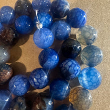 Load image into Gallery viewer, Blue agate vein beads