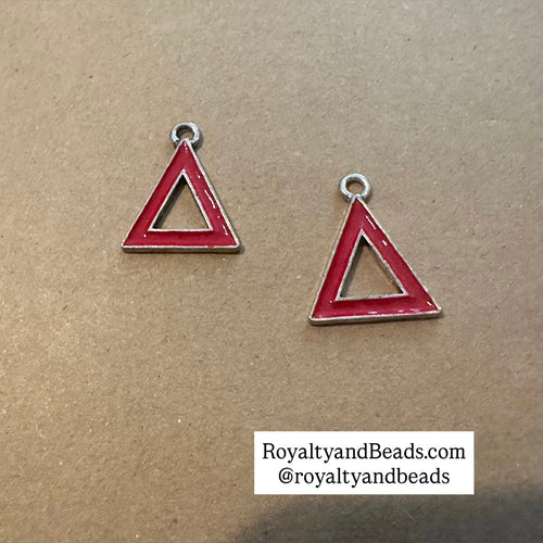 2 red pyramids