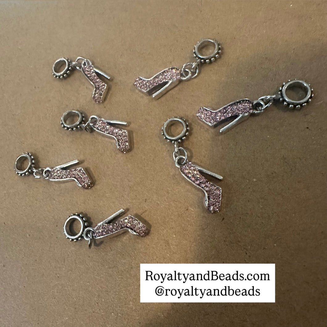 5 pink heel shoe charms.
