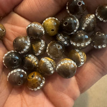 Load image into Gallery viewer, 5 brown tigers eye rhinestone beads