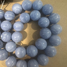 Load image into Gallery viewer, Blue swirl beads 12mm