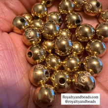Load image into Gallery viewer, Iota Phi Theta beads.