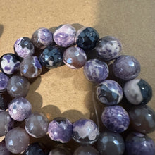 Load image into Gallery viewer, Purple and gray agate beads*