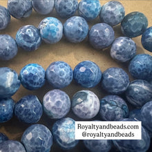Load image into Gallery viewer, Blue and white agate beads 12mm