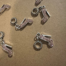 Load image into Gallery viewer, 5 pink heel shoe charms.
