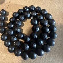 Load image into Gallery viewer, Black mixed beads 8mm*