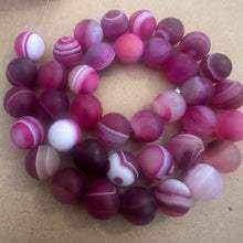 Load image into Gallery viewer, Pink agate beads
