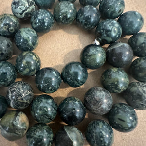 Green camo beads