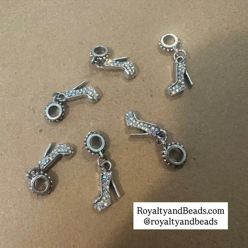 5 clear AB heel shoe charms.