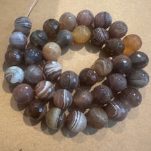 Load image into Gallery viewer, Brown agate beads (Botswana)