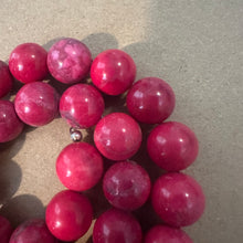 Load image into Gallery viewer, Pinkish red beads