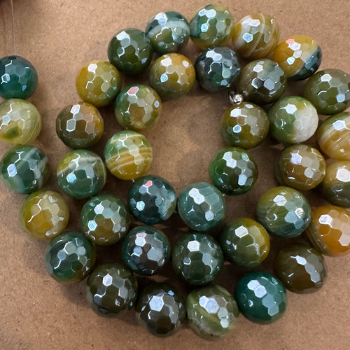 Green and yellow agate beads