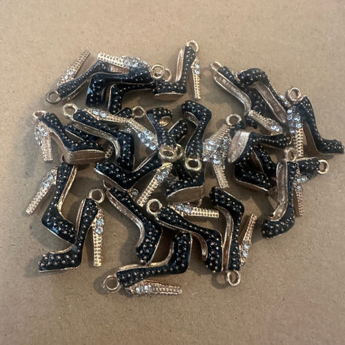 10 black heel shoe charms