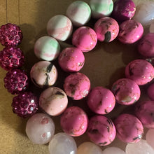 Load image into Gallery viewer, Pink mixed beads