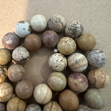 Load image into Gallery viewer, Tan beads