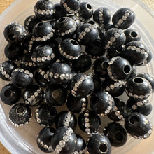 Load image into Gallery viewer, Black rhinestone beads 8mm