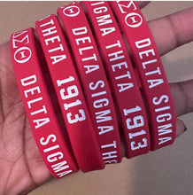 Load image into Gallery viewer, Delta Sigma Theta wristband