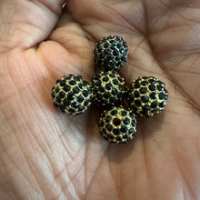Load image into Gallery viewer, 5 black and gold rhinestone beads
