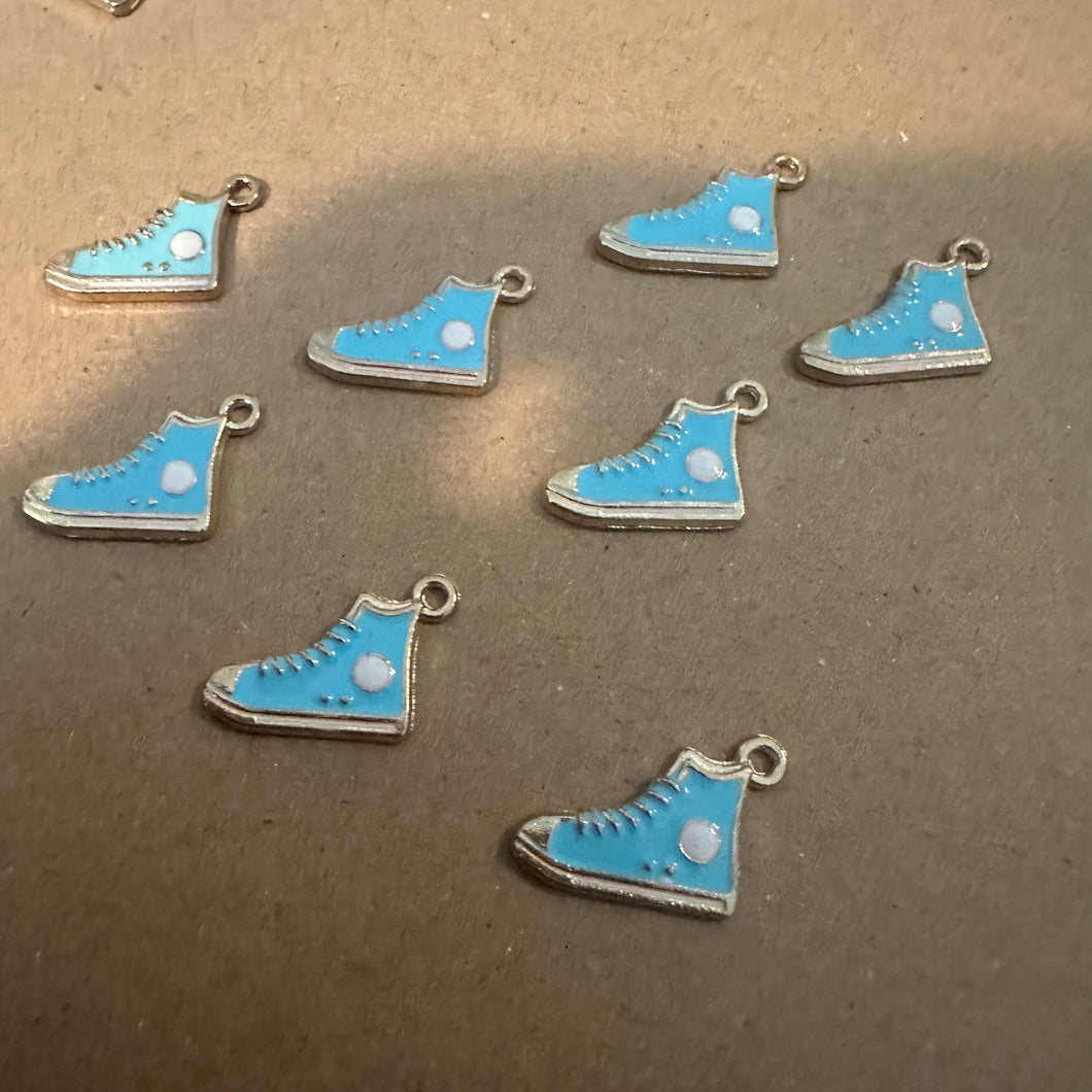 8 mini tennis shoes (blue)