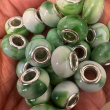 Load image into Gallery viewer, 10 green and white big hole beads