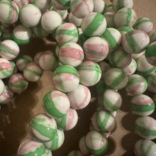 Load image into Gallery viewer, Pink green and white beads