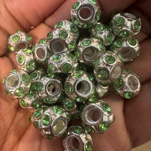 Load image into Gallery viewer, 10 green big hole spacers