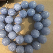 Load image into Gallery viewer, Blue swirl beads 12mm