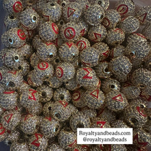 Load image into Gallery viewer, Pave Delta beads.