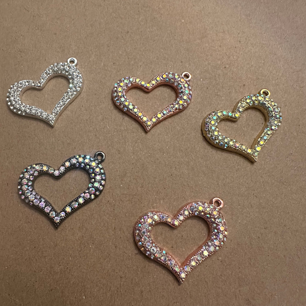 5 clear heart charms