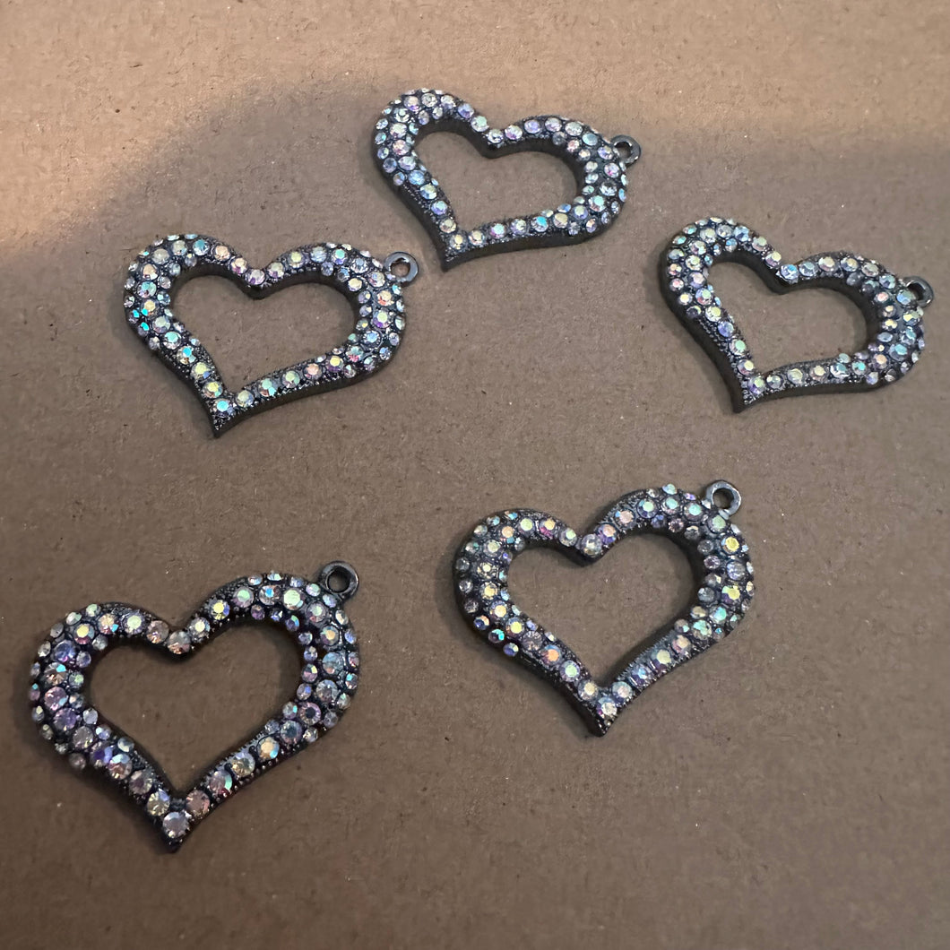 5 black heart charms (clear AB)
