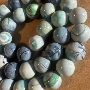 Green and black agate beads