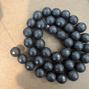 Faceted gray beads