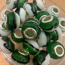 Load image into Gallery viewer, 10 green and white big hole beads