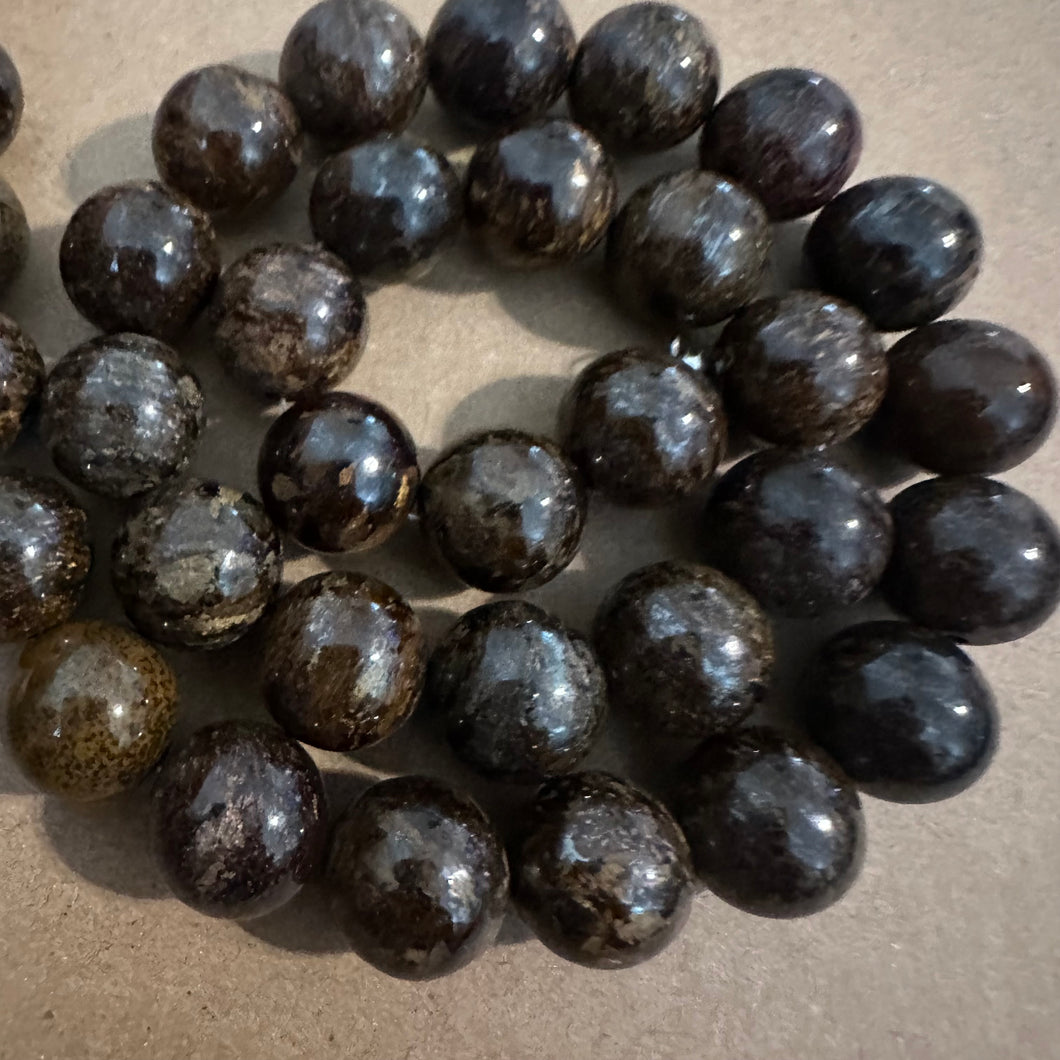 Brown bronzite beads 12mm