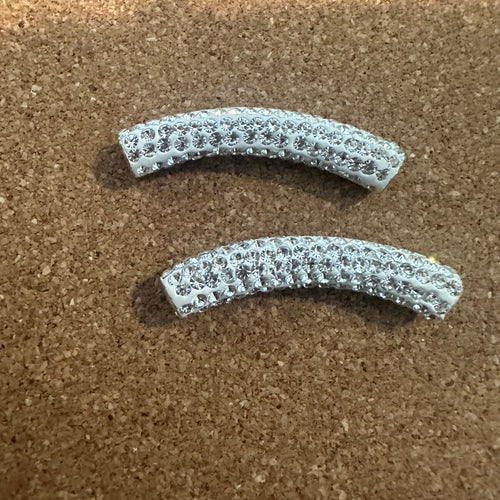 White pave bar