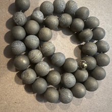 Load image into Gallery viewer, Gold druzy beads 8mm