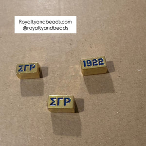 The Sigma Gamma Rho block – Royalty and Beads