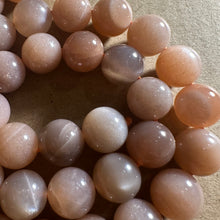 Load image into Gallery viewer, Sunstone beads