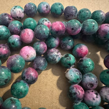 Load image into Gallery viewer, Pink green and black beads