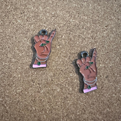 pinky hands
