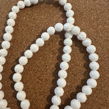 Load image into Gallery viewer, White patterned beads 8mm