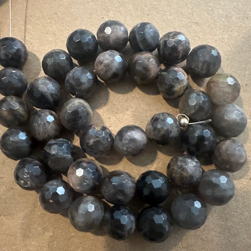 Dark gray gemstone beads (black sunstone)